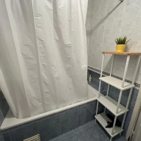 Beautiful With Patio In Bica Apartament